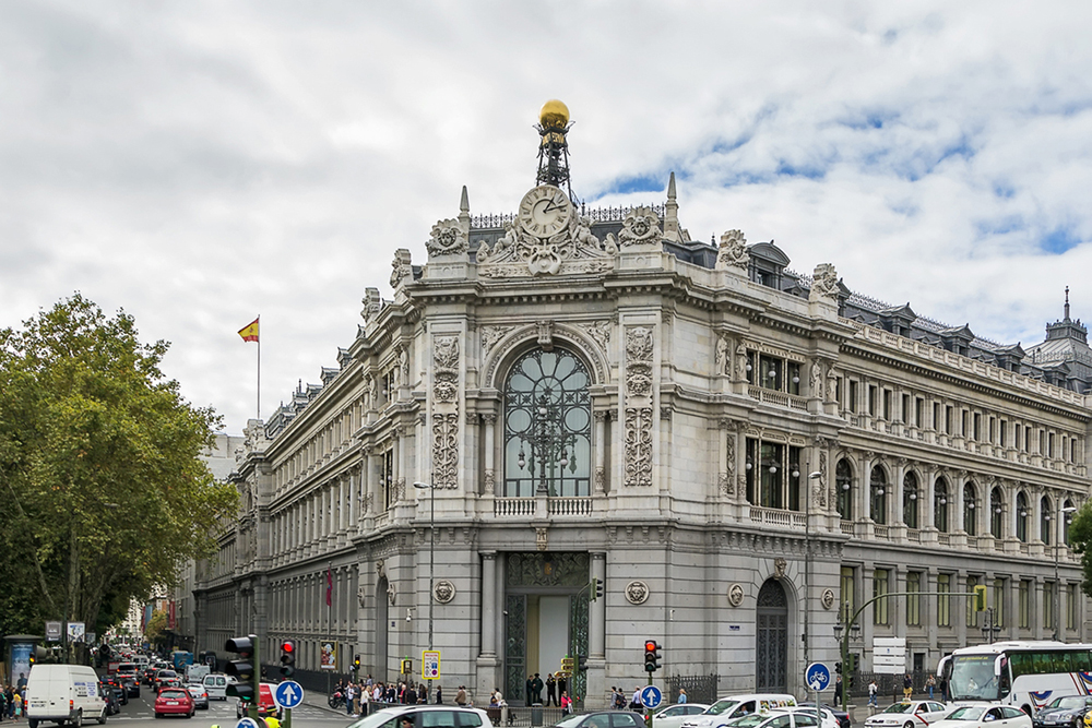 how to open a bank account in Spain