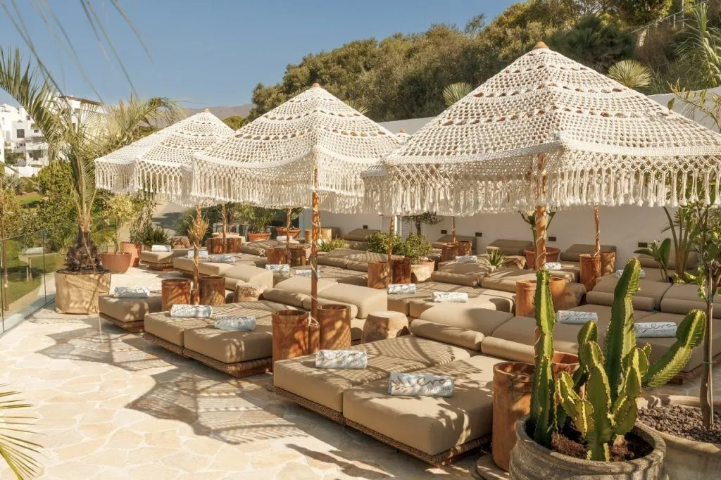 beach club eva estepona
