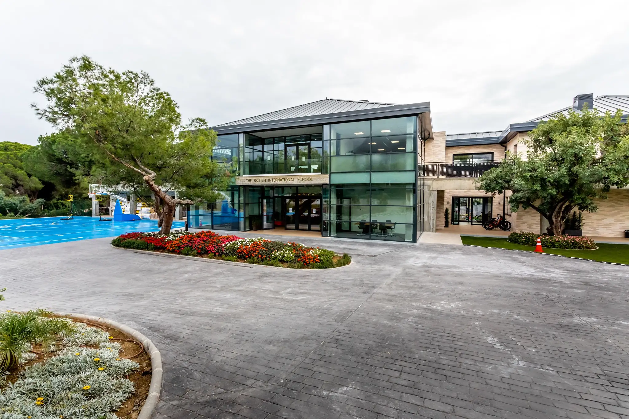 Top Schools in Golden Mile